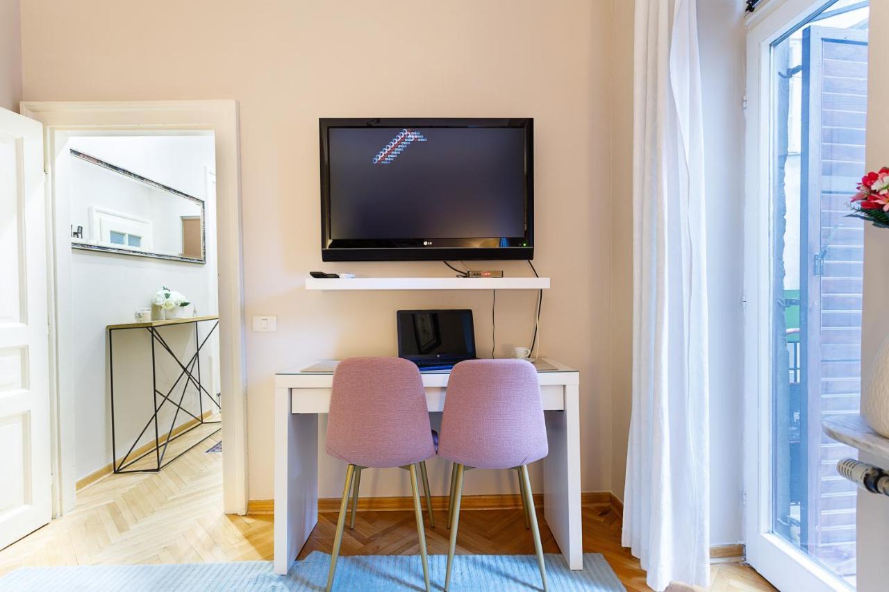 Family Apart Apartment Belgrade Exterior photo